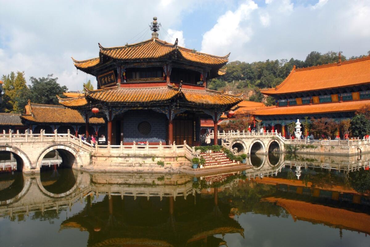 The temples of Kunming GoKunming