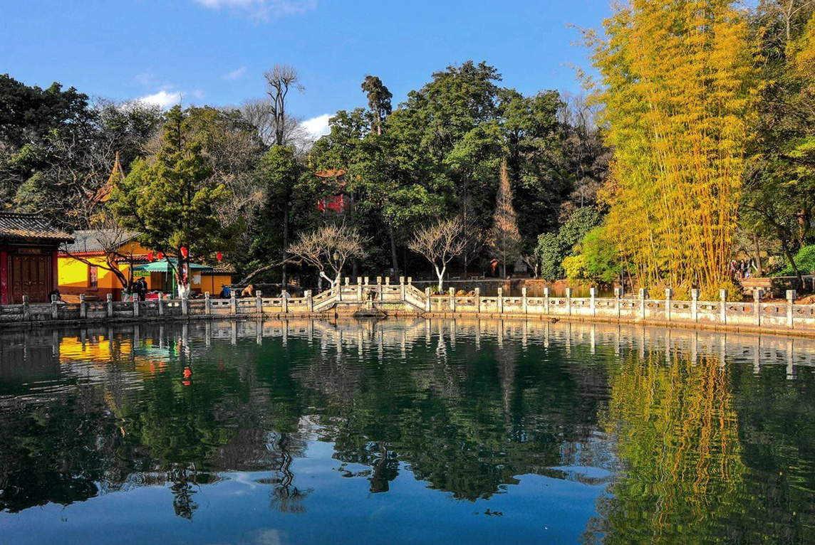 Snapshot: Kunming's Black Dragon Pool
