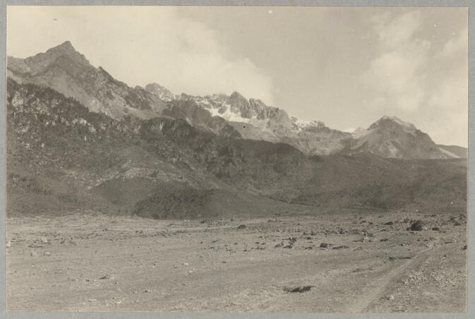 Mountains with plain in foreground May 1922