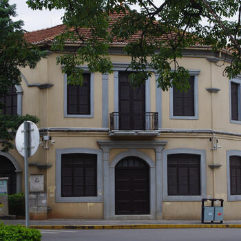 Former French consulate in Mengzi (image credit: Benjamin Campbell)