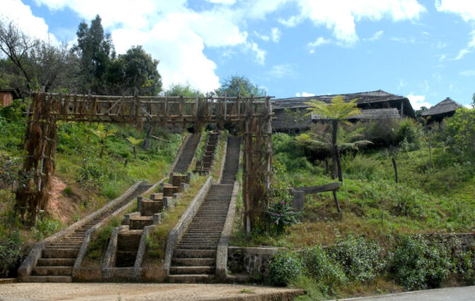 Village gate in rural Lincang Prefecture