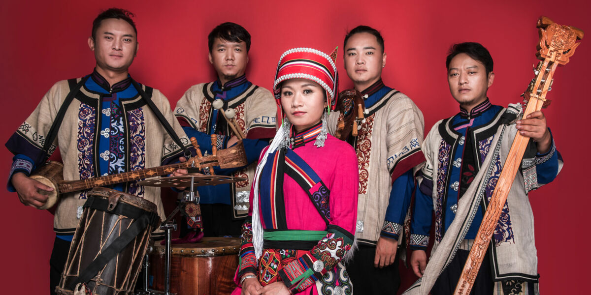 Album Review: Manhu's international release, Four Seasons