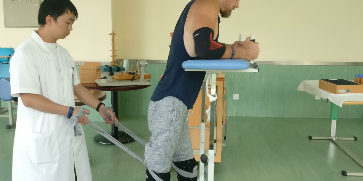 Kunming hospital in search for a cure for paraplegia