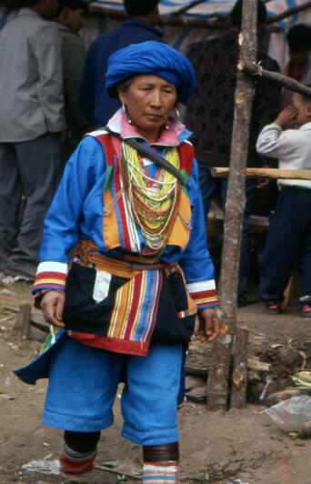 A Lisu lady in Guyong