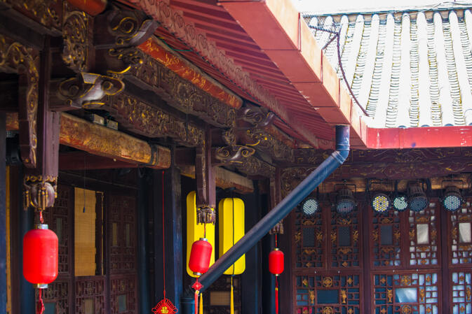 Elegant and exquisite wood carvings of Family Ma courtyard