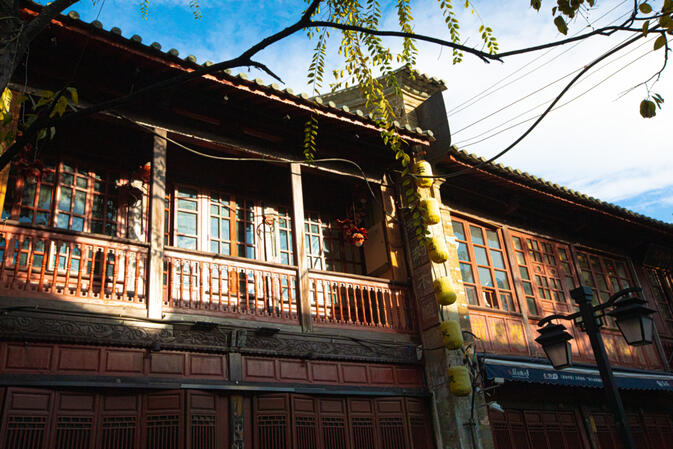 Remaining history in sunlight
