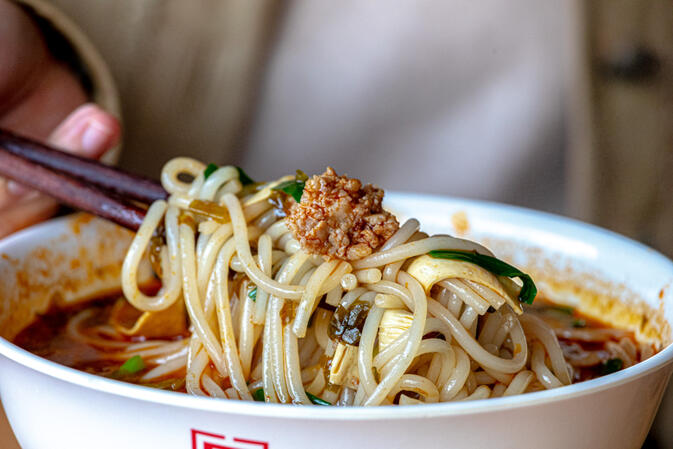 Small pot rice noodle