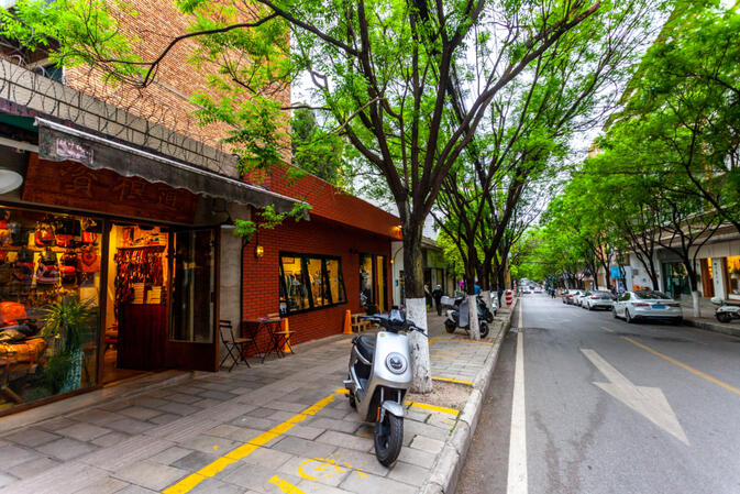 Qianju Street