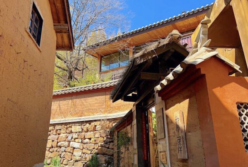 Inside view from Leju Village