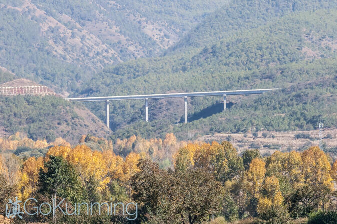 A section of the Dali-Lijiang Expressway, which will open to traffic in early 2014