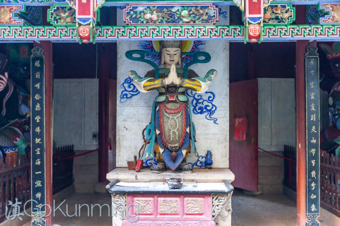 Weituo, guardian of sacred texts, inside Baoxiang Temple