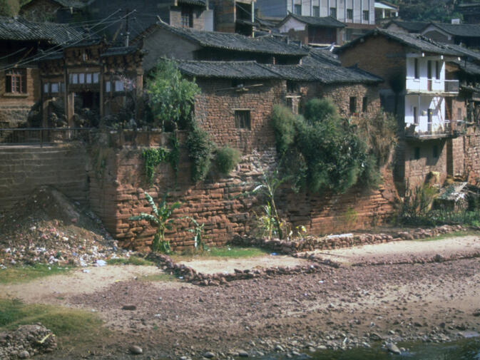 Riverside houses by abandoned salt wells