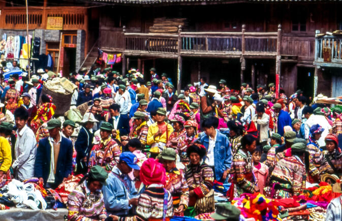 Santai on market day