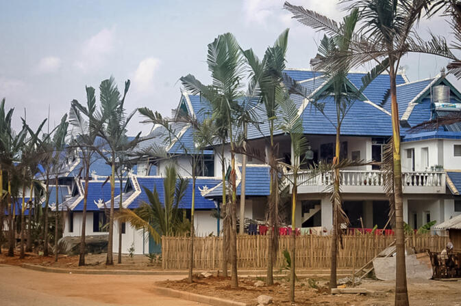 Manjingfa houses